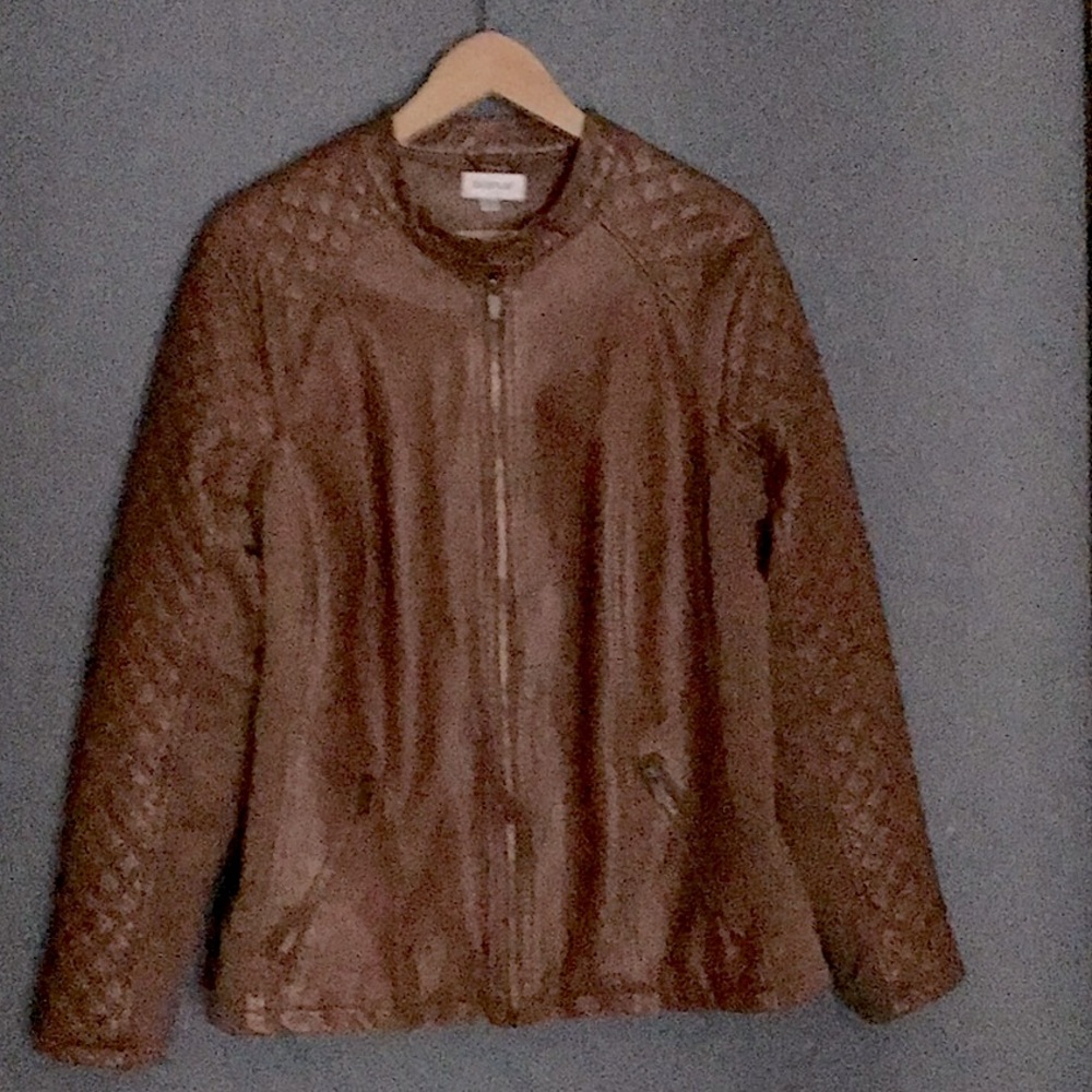 Avenue faux leather finish jacket with button crew neckline in EUC. Smokey latte
